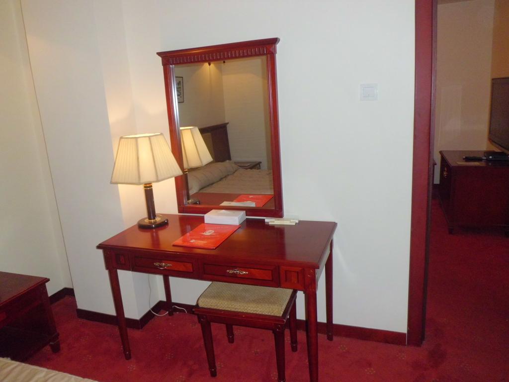 Mashtan Hotel Manama Chambre photo